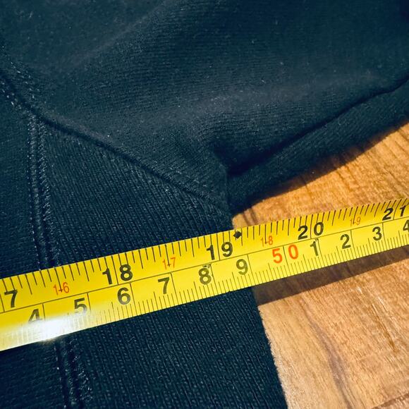 Undisputed Champion Reverse Weave Hoodie - Picture 5 of 6